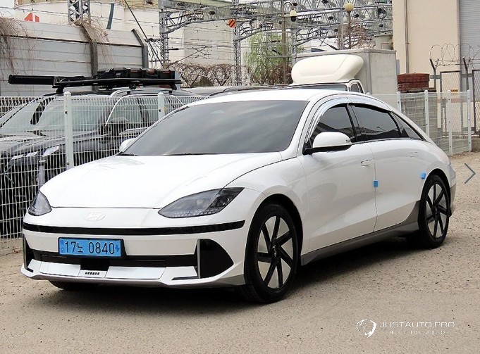 Автомобиль Hyundai Ioniq6