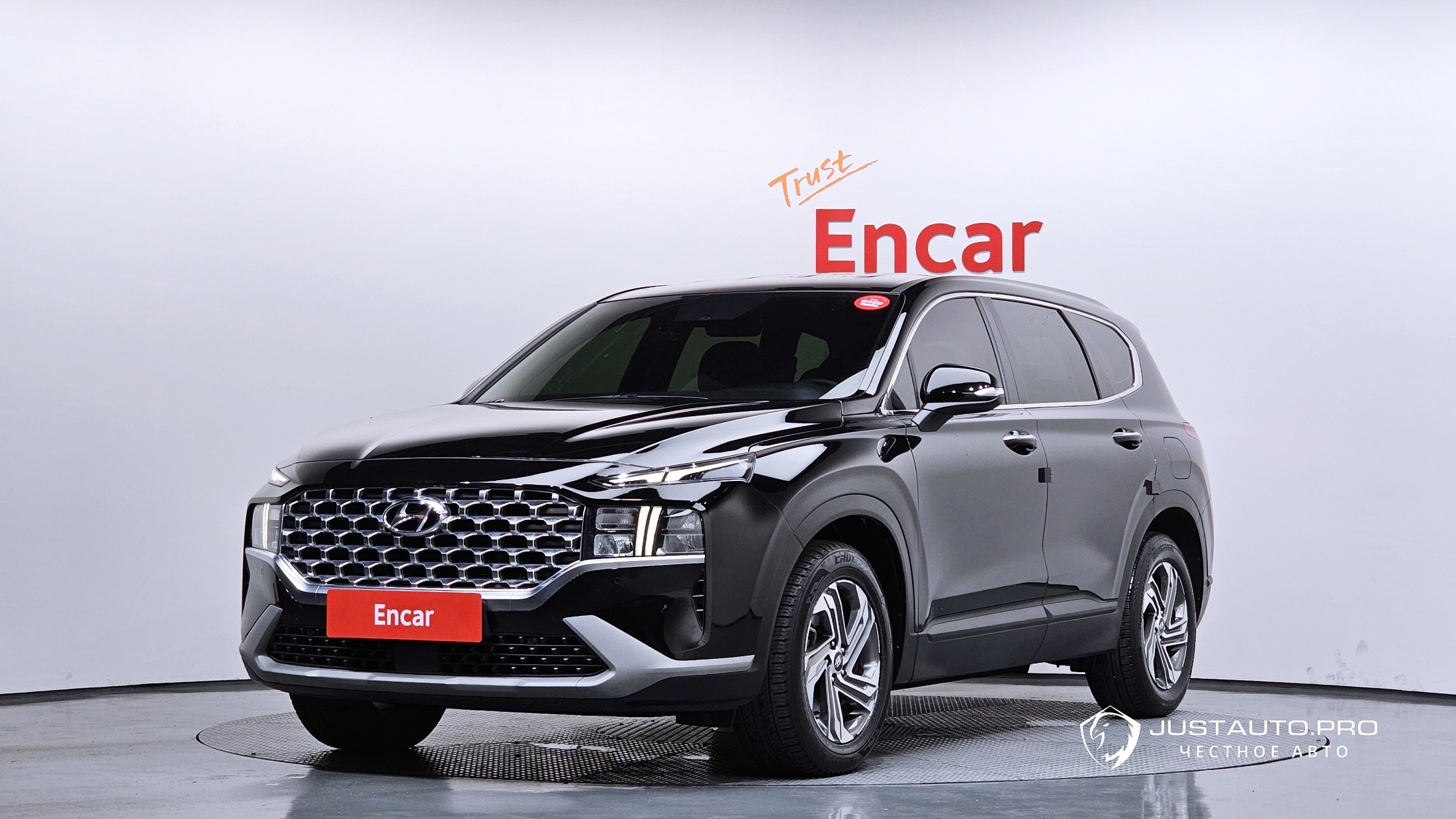 Автомобиль Hyundai Santafe
