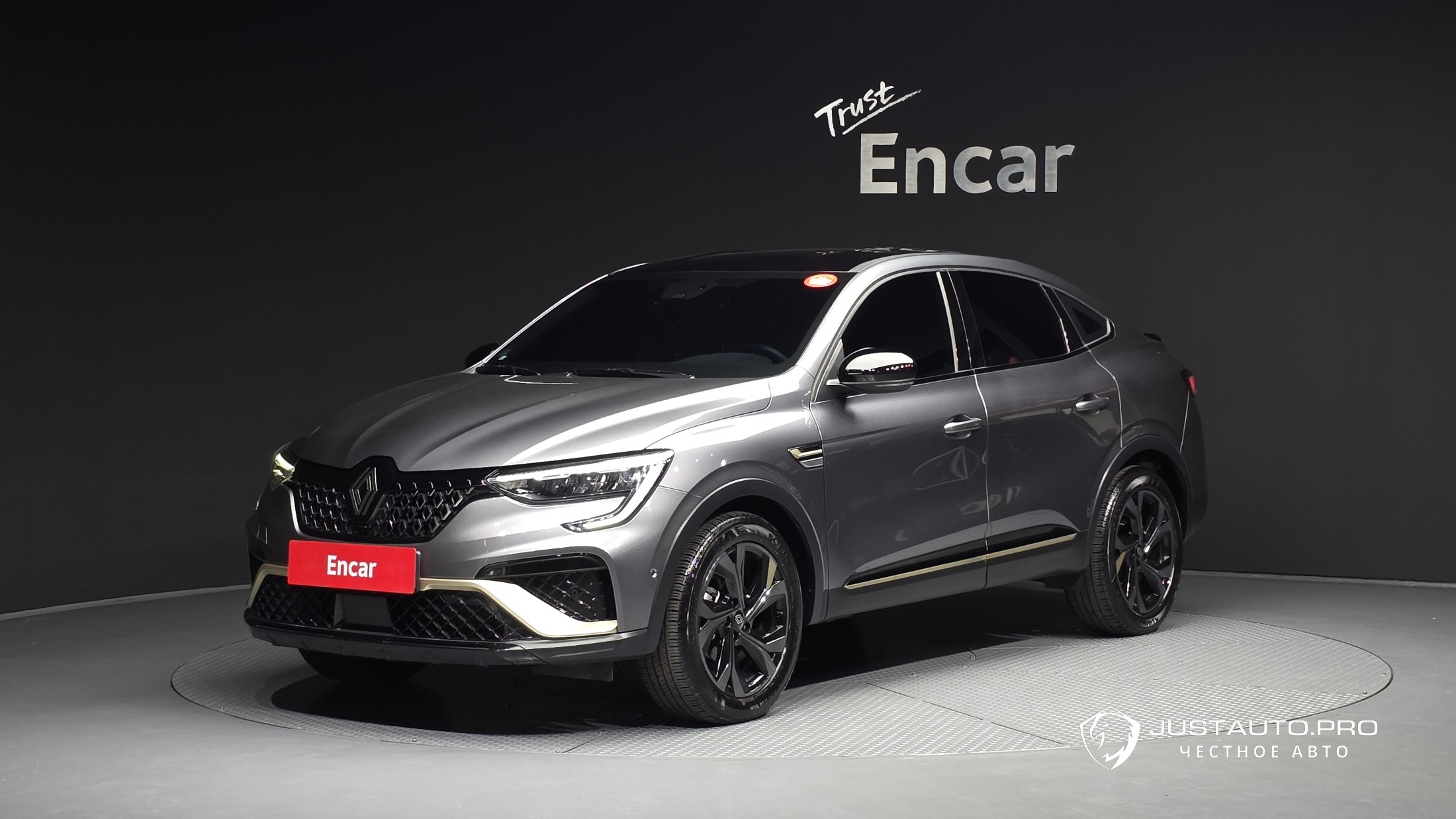 Автомобиль Renault-KoreaSamsung Arkana