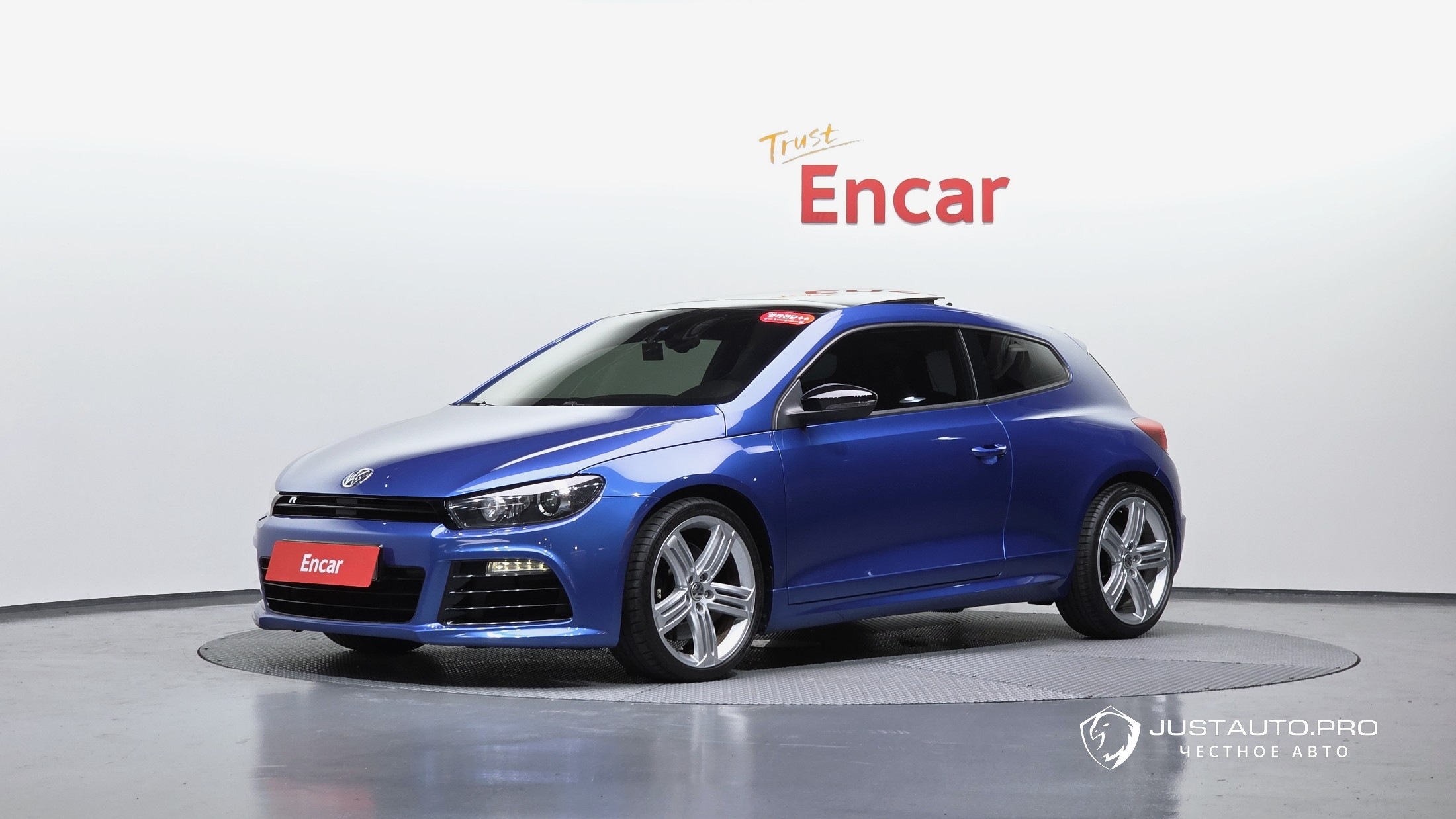 Автомобиль Volkswagen Scirocco