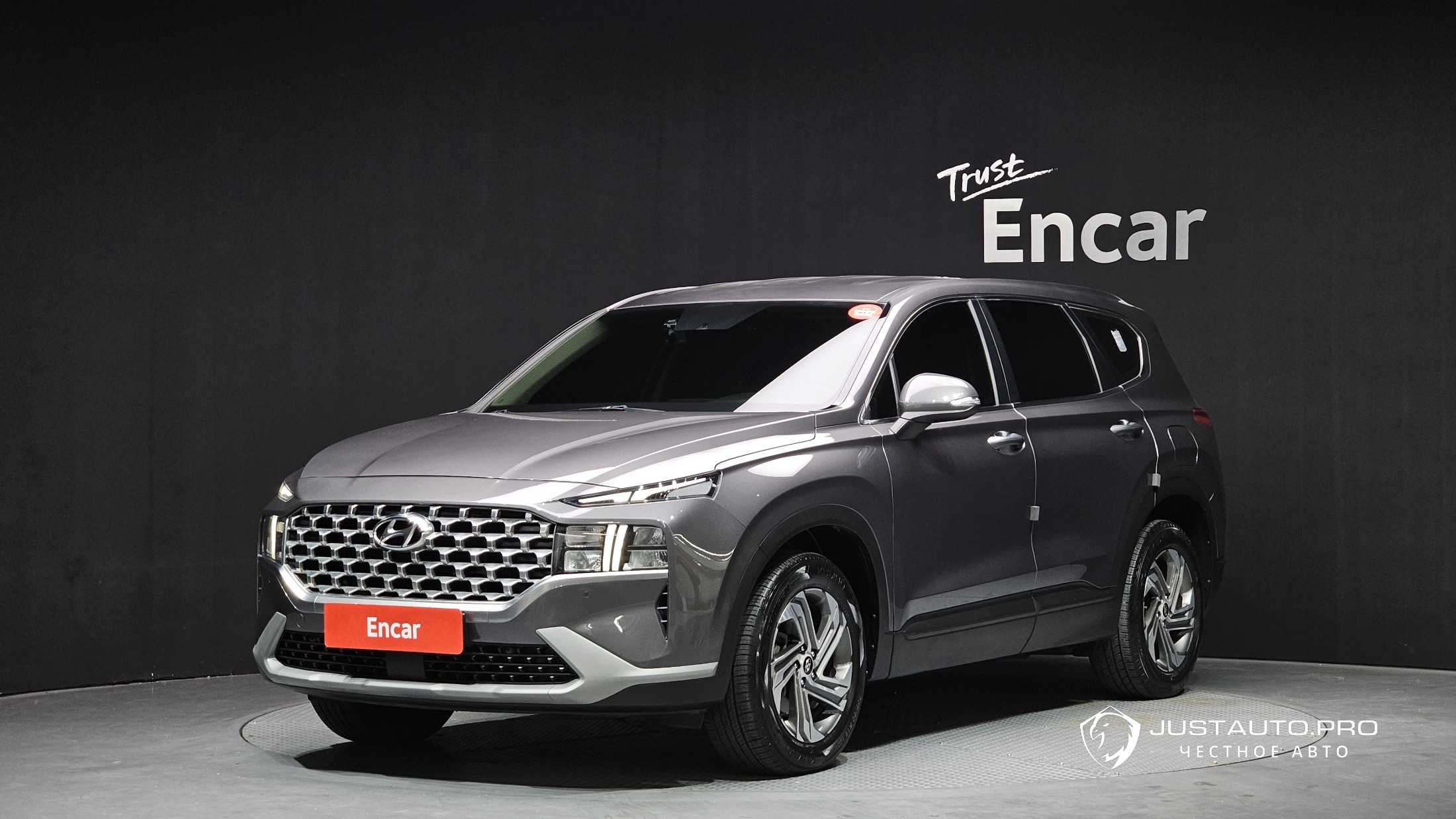 Автомобиль Hyundai Santafe