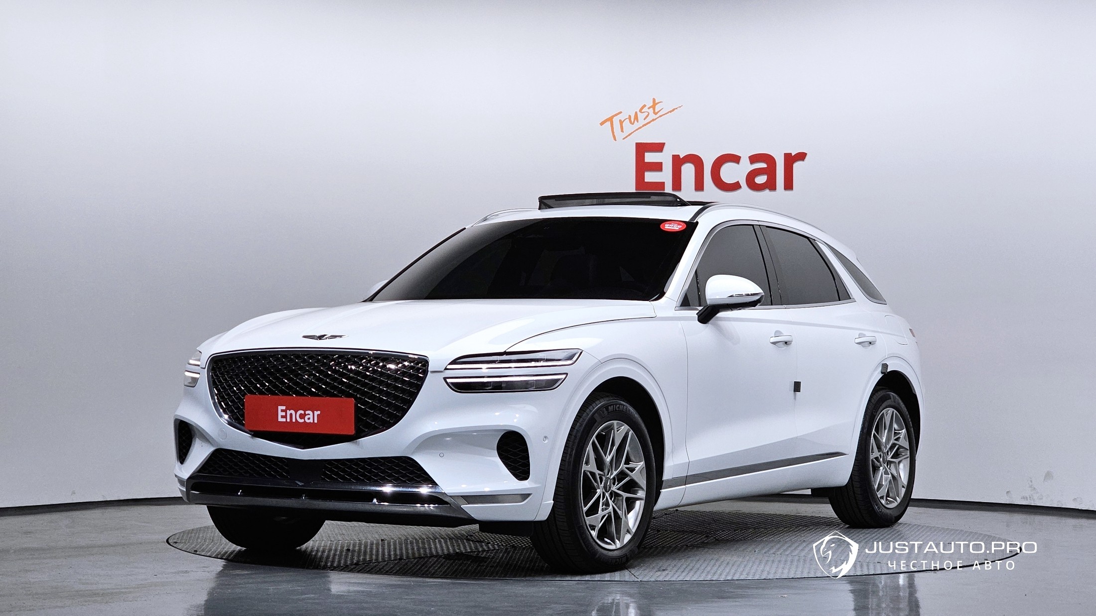 Автомобиль Genesis GV70