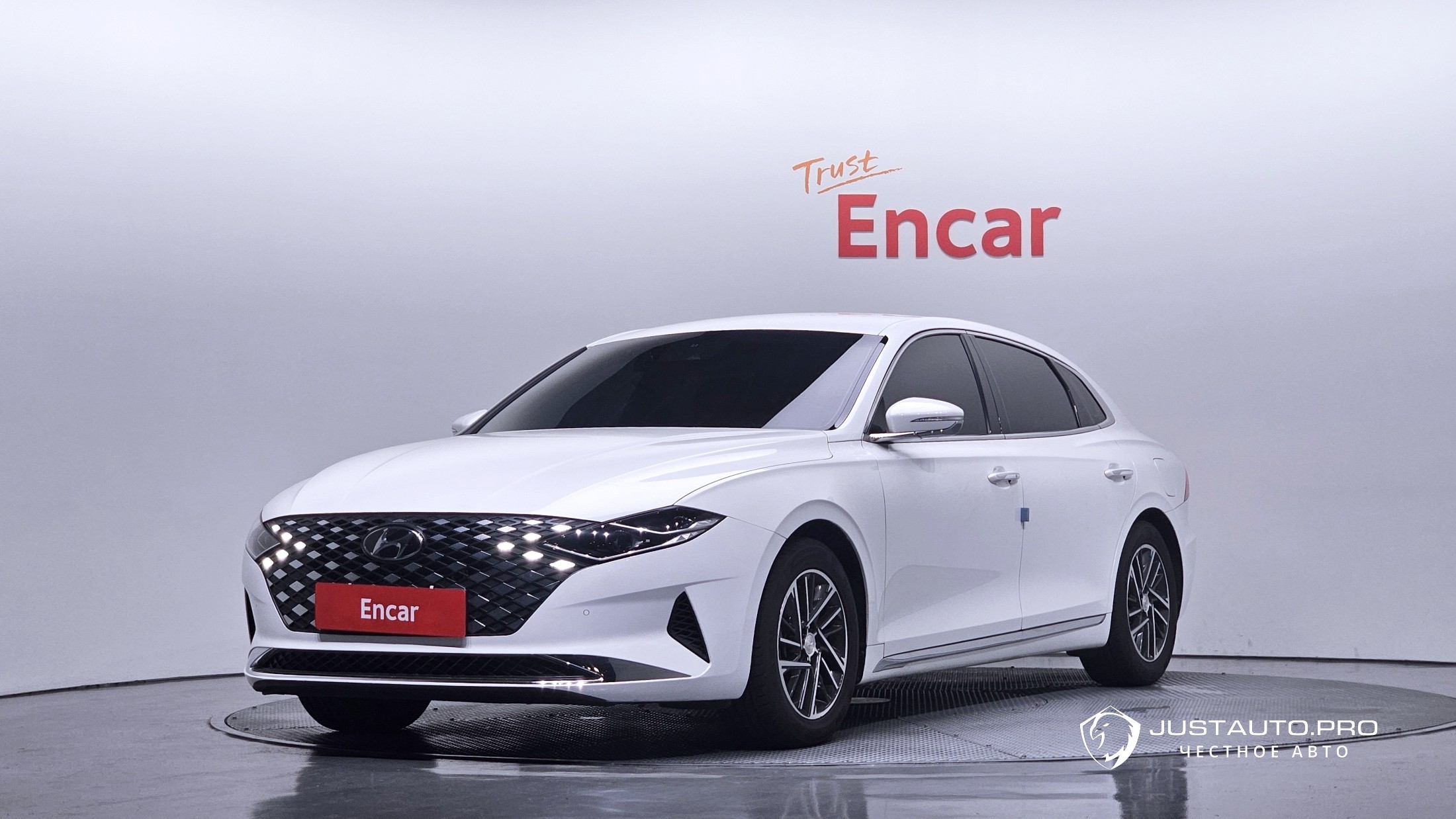 Автомобиль Hyundai Grandeur