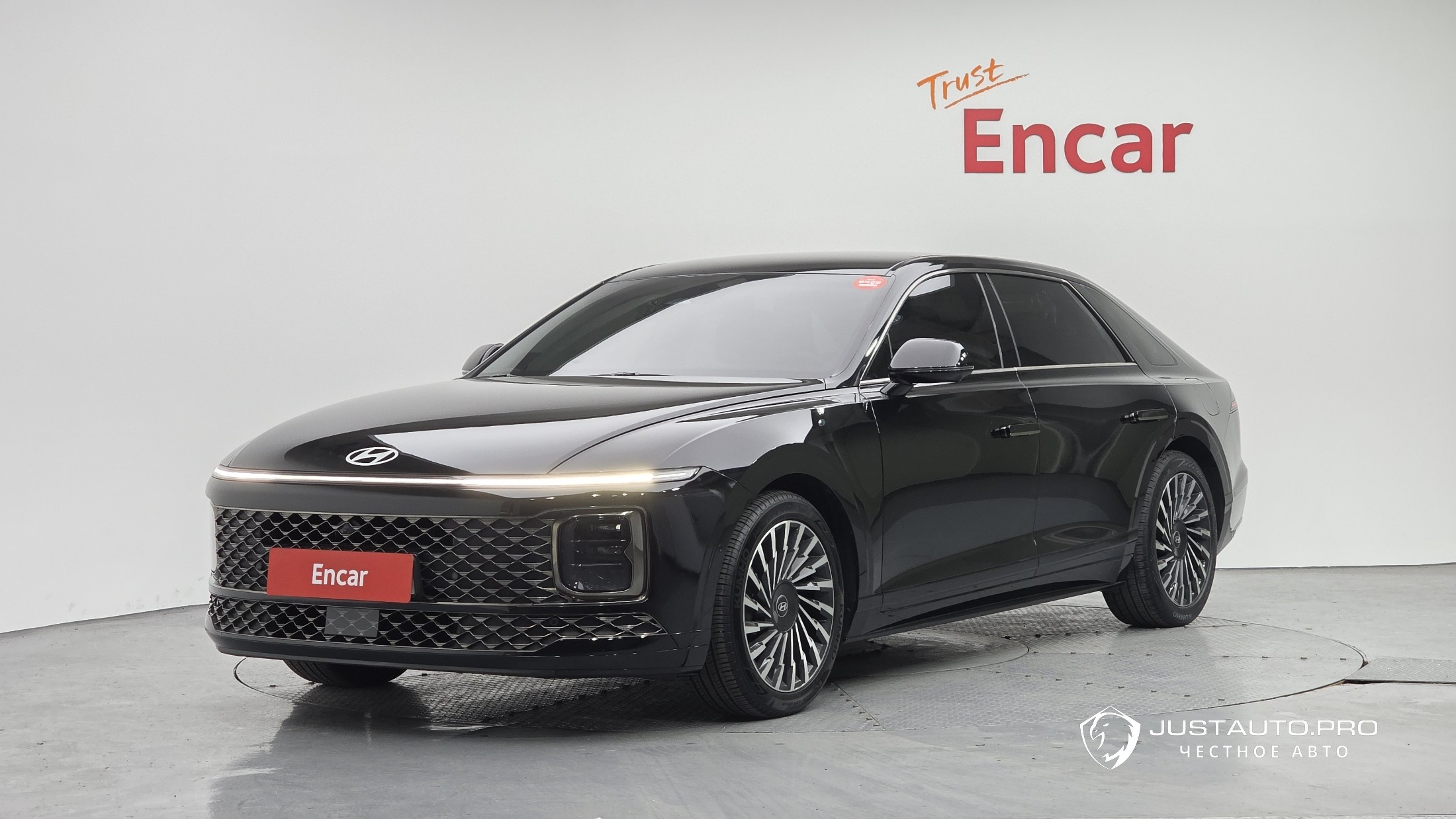 Автомобиль Hyundai Grandeur
