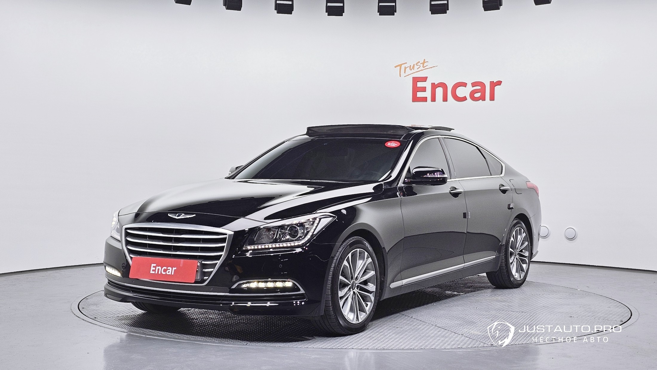 Автомобиль Hyundai Genesis