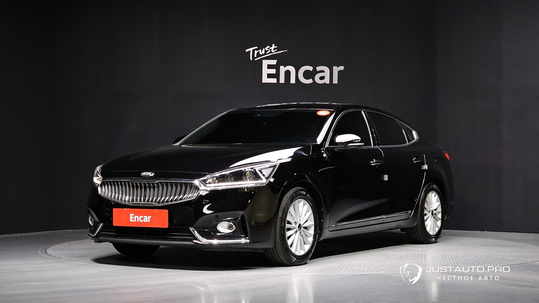 Автомобиль Kia K7