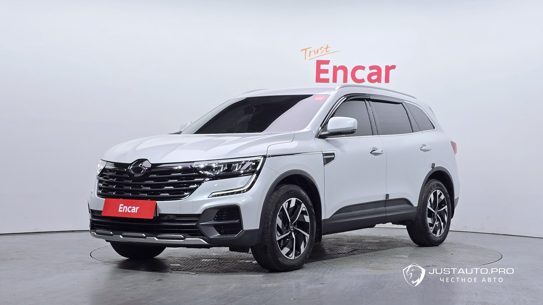 Автомобиль Renault-KoreaSamsung QM6
