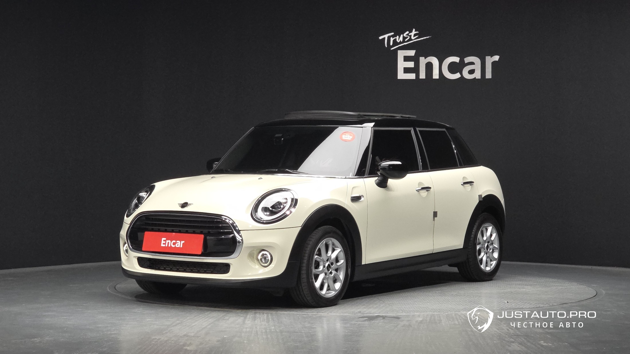 Автомобиль Mini Cooper