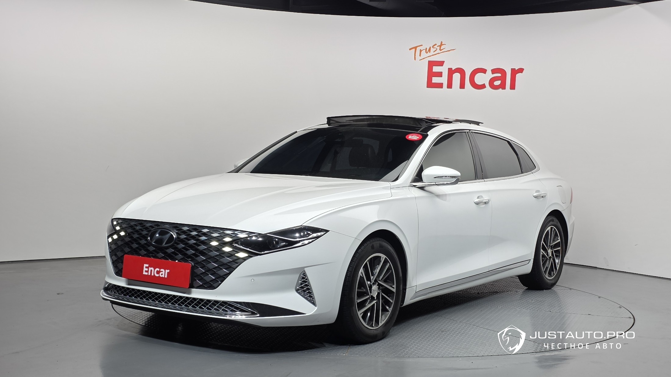 Автомобиль Hyundai Grandeur