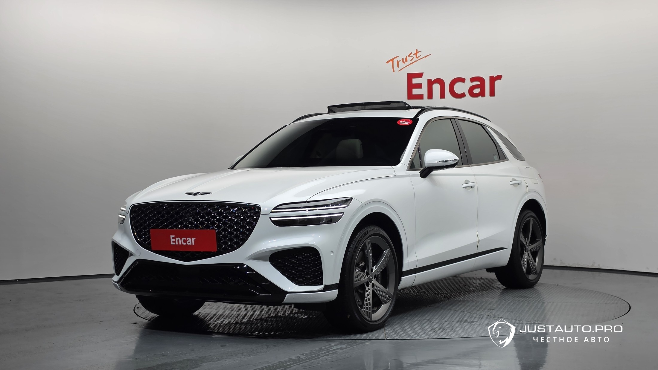 Автомобиль Genesis GV70