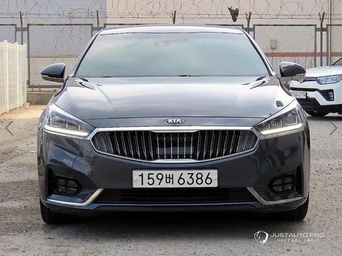 Автомобиль Kia K7