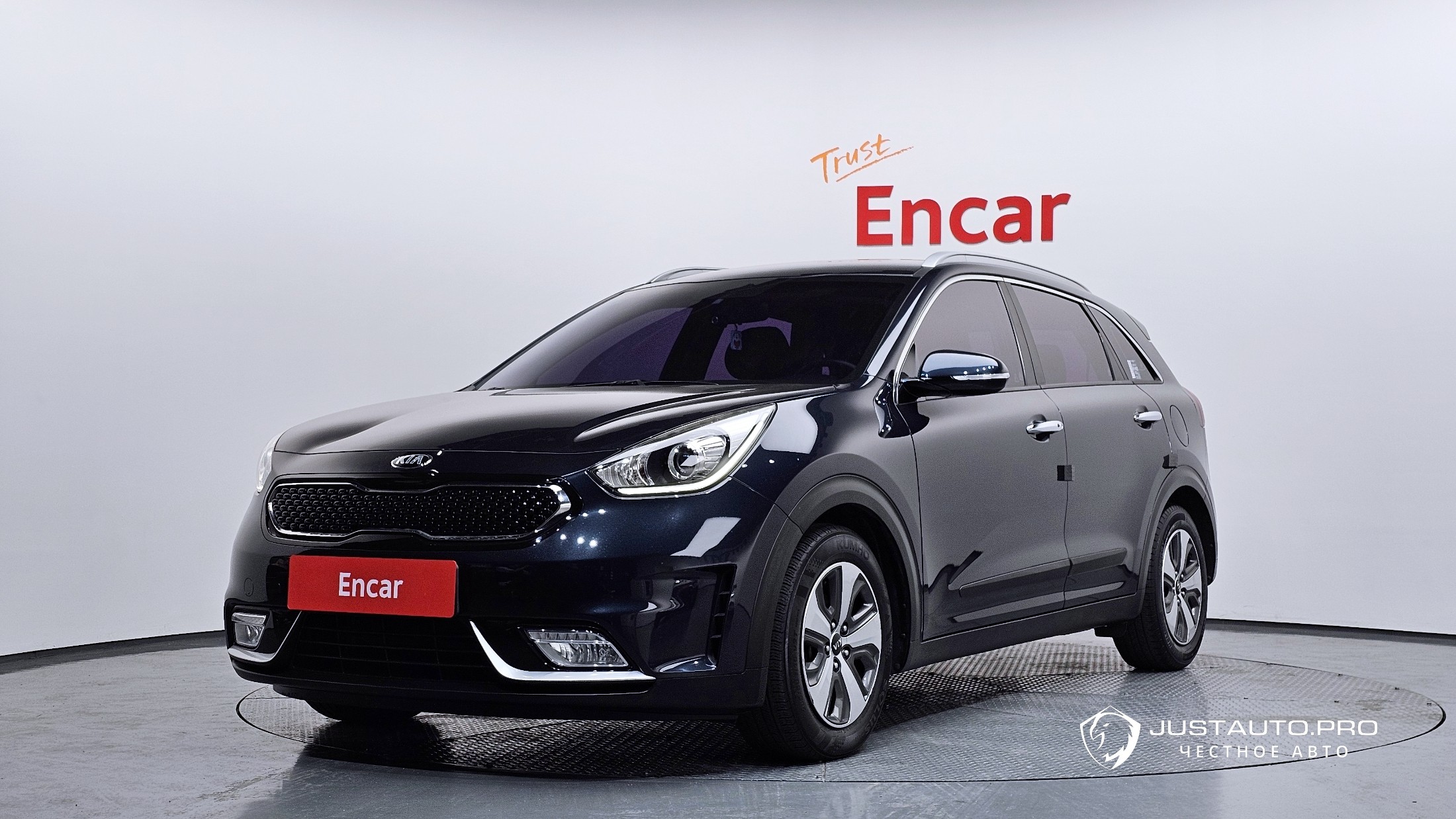 Автомобиль Kia Niro