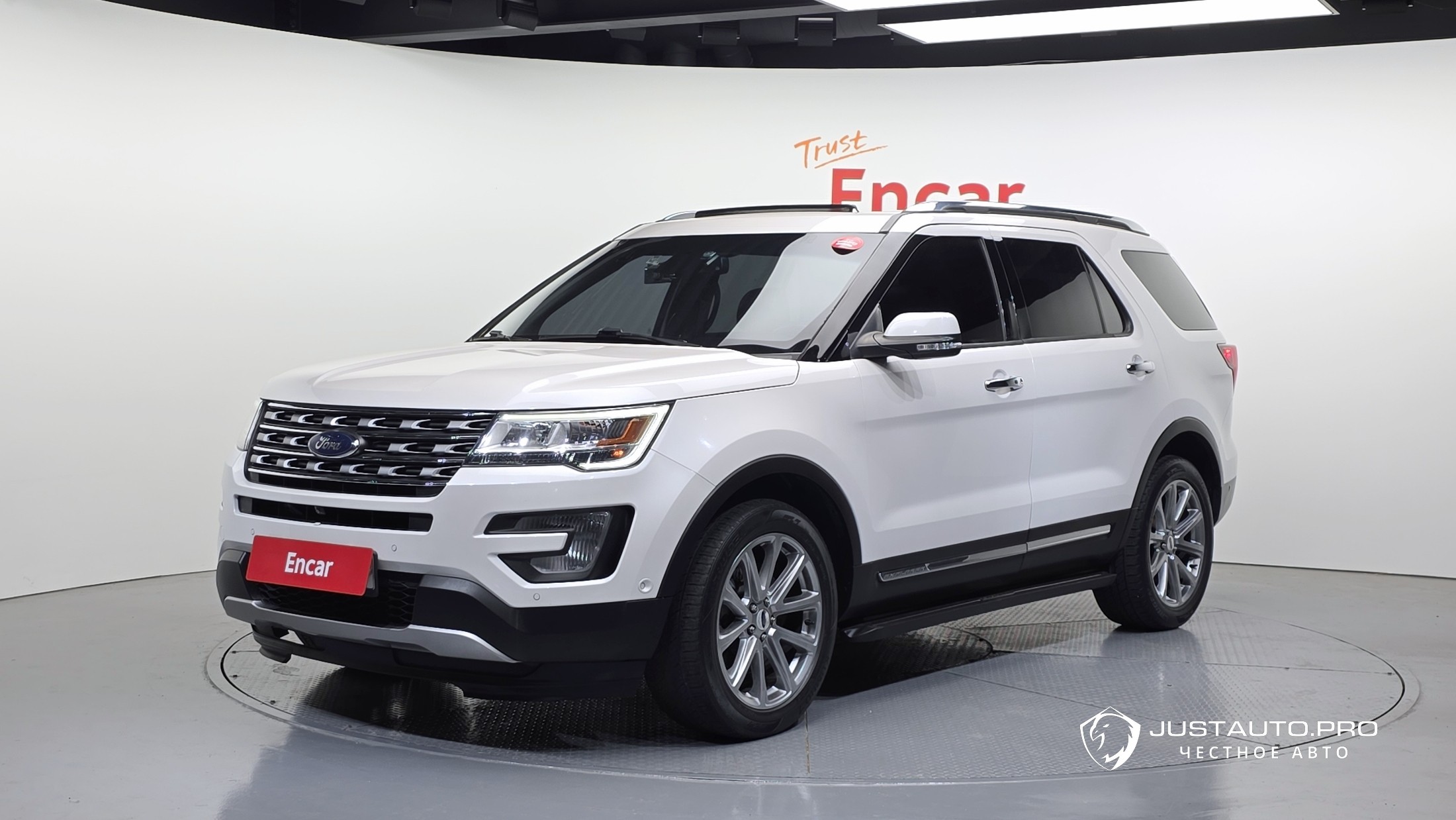 Автомобиль Ford Explorer
