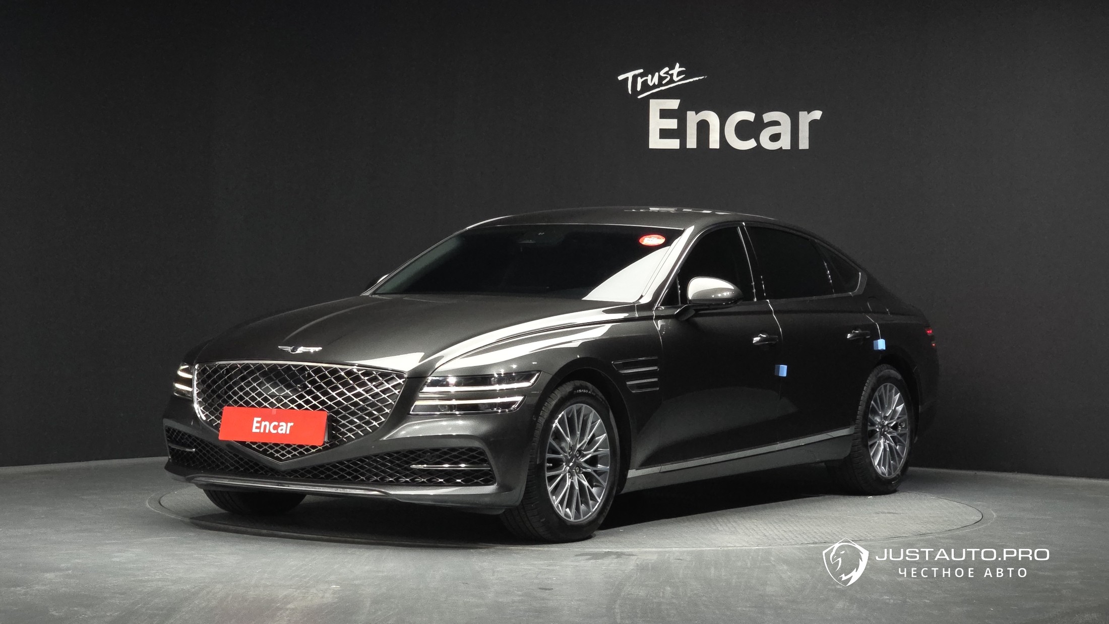 Автомобиль Genesis G80