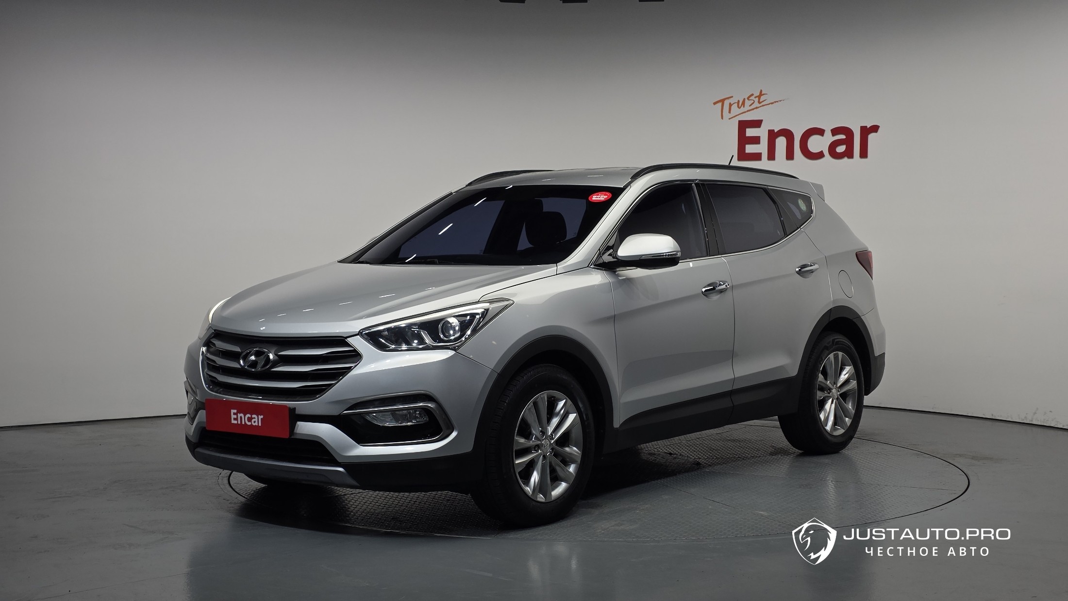 Автомобиль Hyundai Santafe