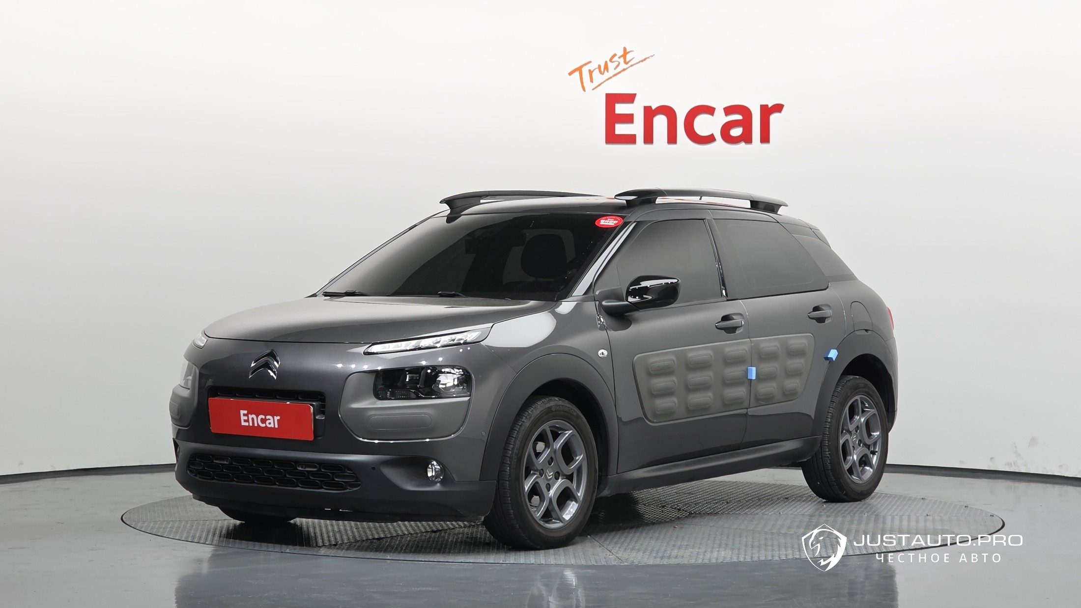 Автомобиль Citroen-DS C4 CACTUS