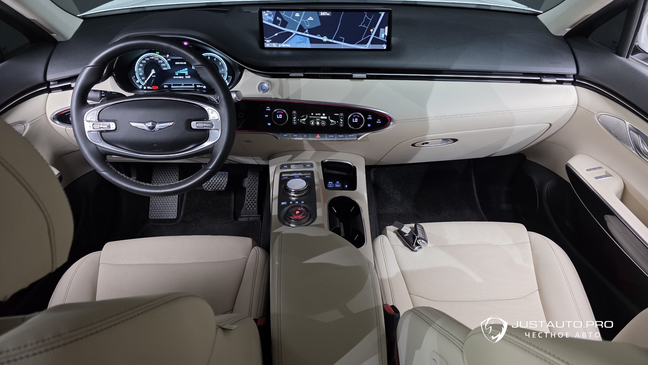Автомобиль Genesis GV70