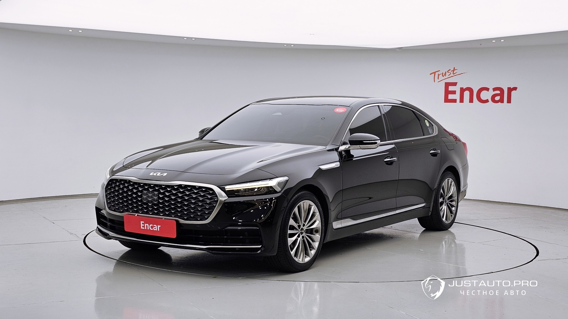 Автомобиль Kia K9