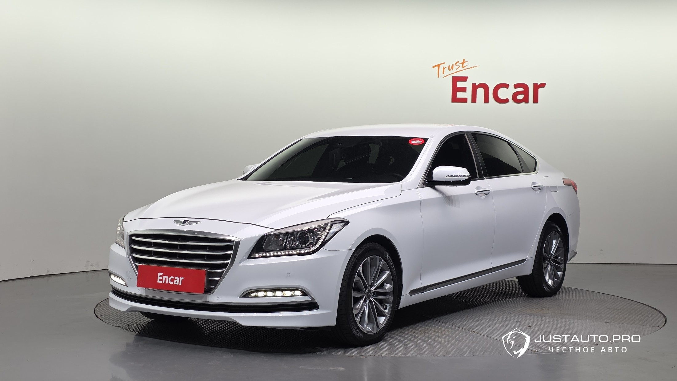 Автомобиль Hyundai Genesis