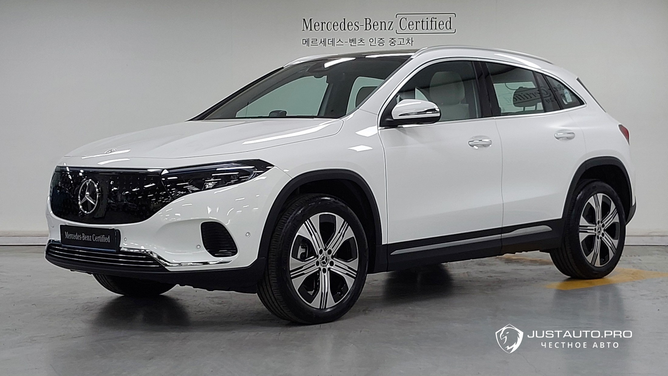 Автомобиль Mercedes-Benz EQA