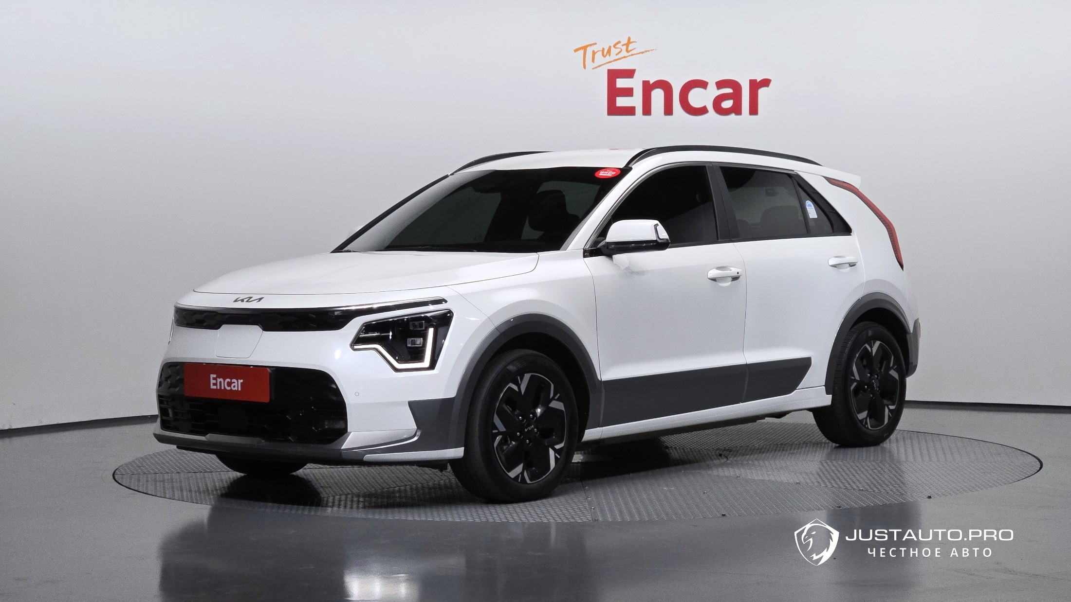 Автомобиль Kia Niro