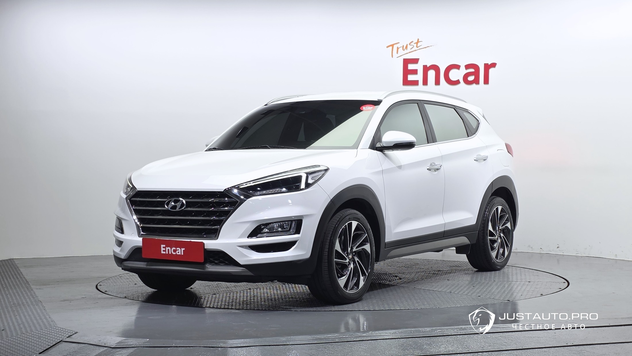Автомобиль Hyundai Tucson