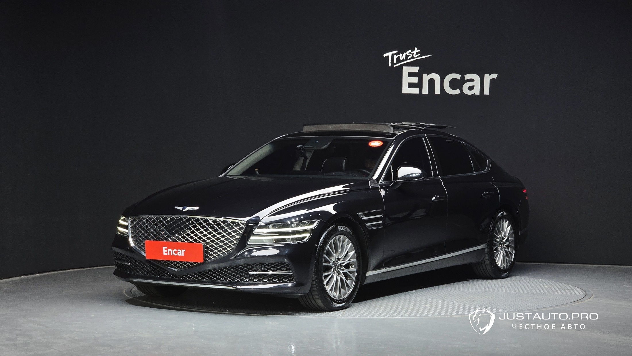 Автомобиль Genesis G80
