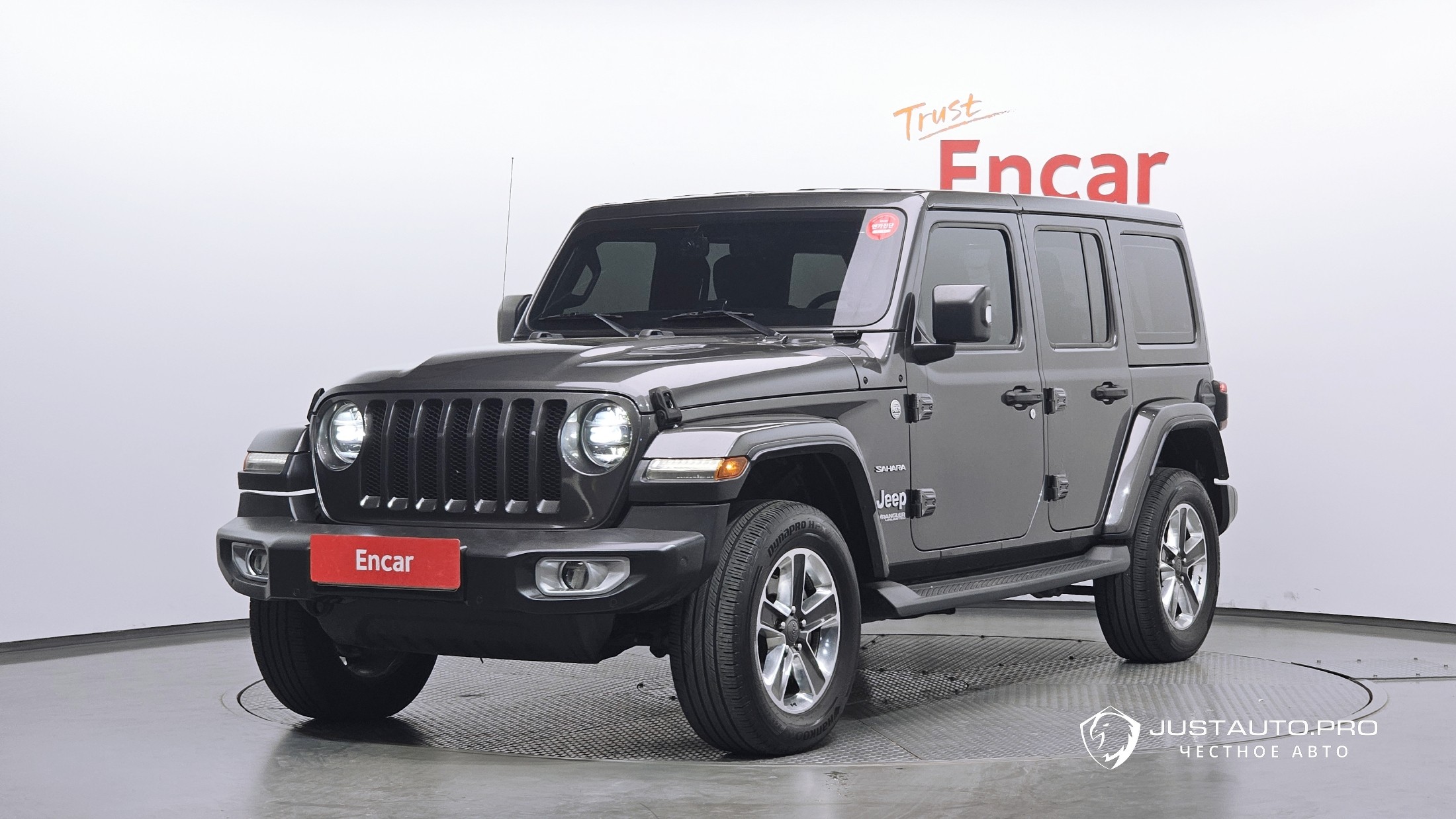 Автомобиль Jeep Wrangler