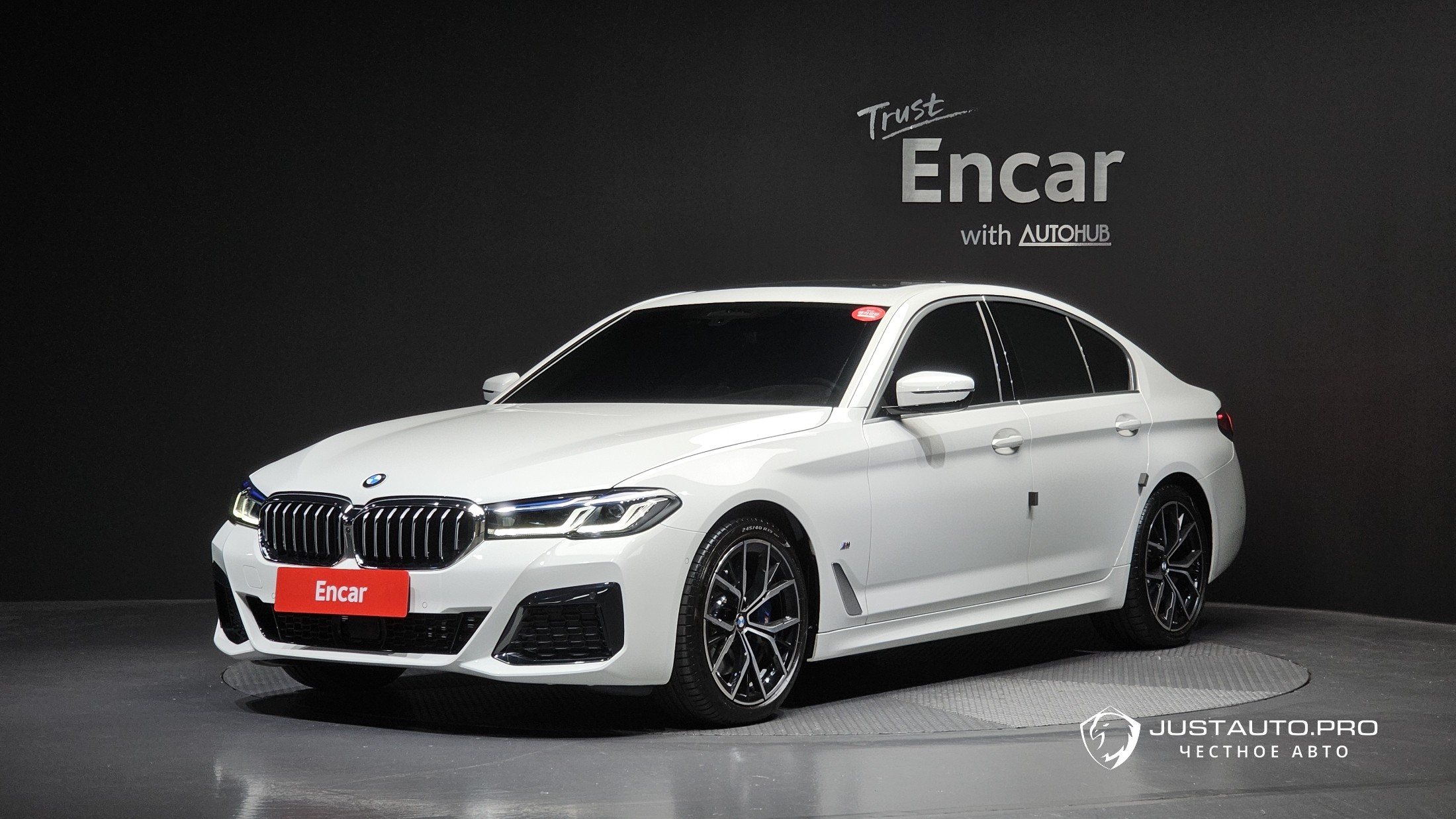 Автомобиль BMW 5-Series
