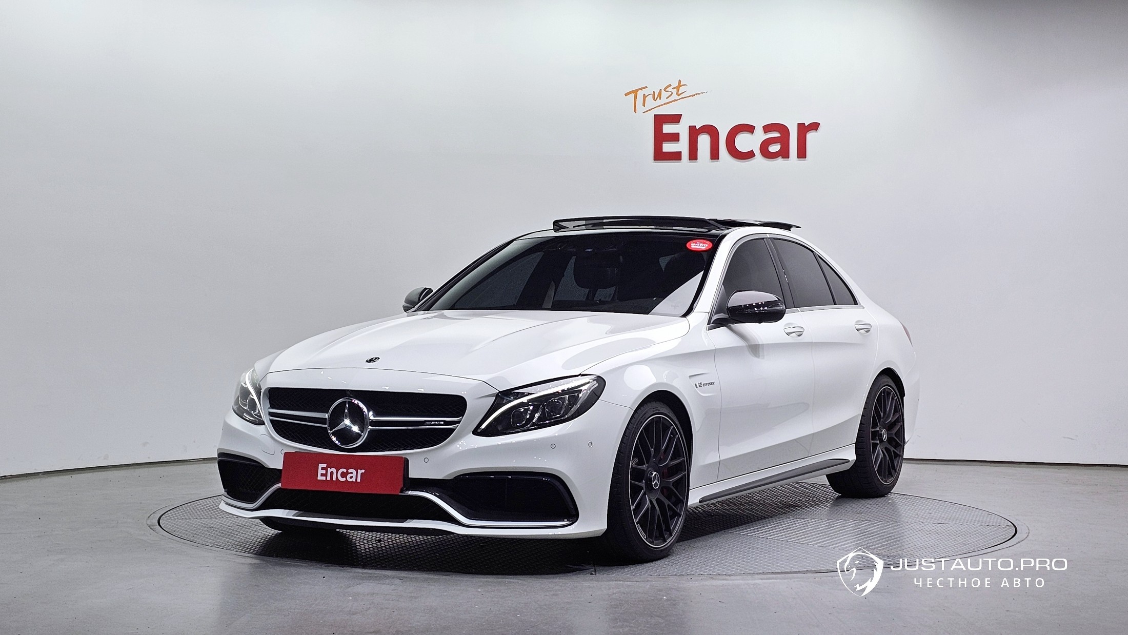 Автомобиль Mercedes-Benz C-Class