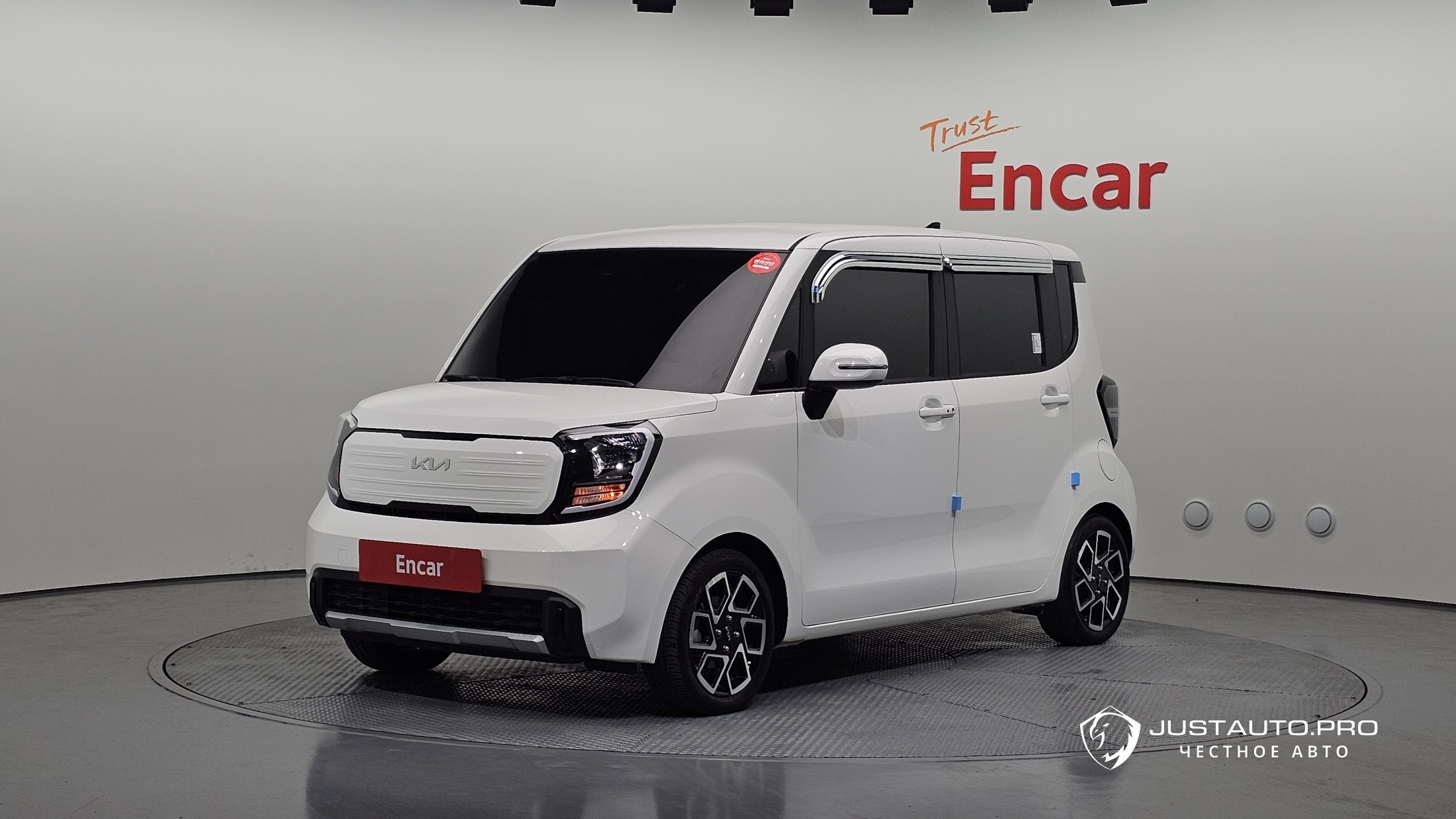 Автомобиль Kia RAY