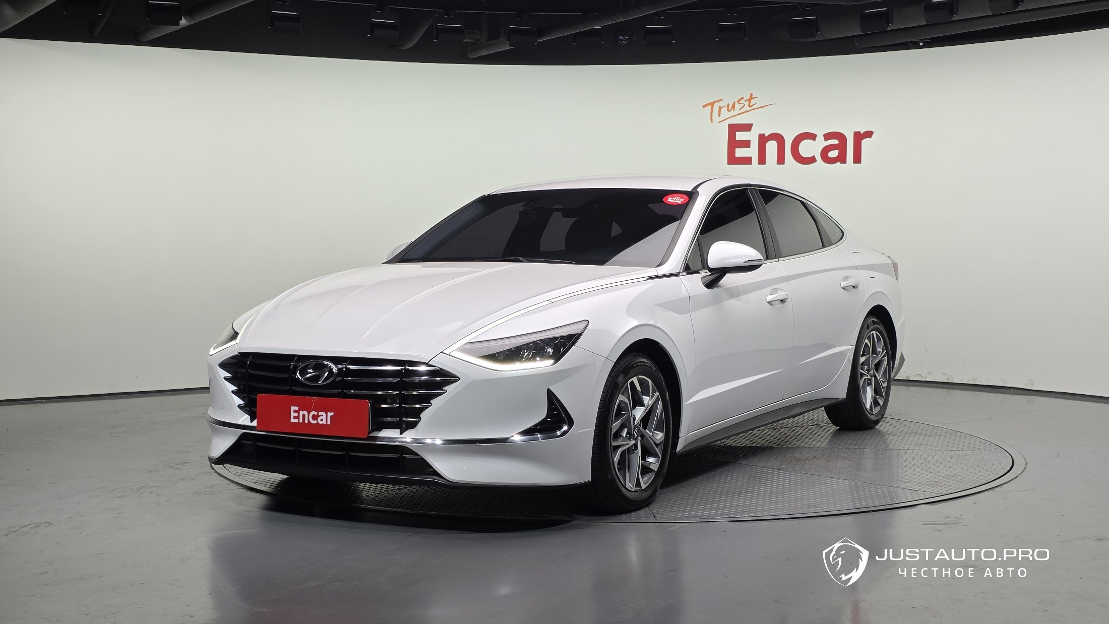 Автомобиль Hyundai Sonata