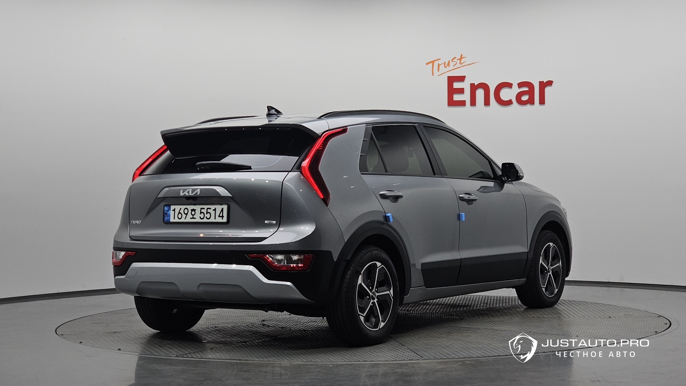 Автомобиль Kia Niro