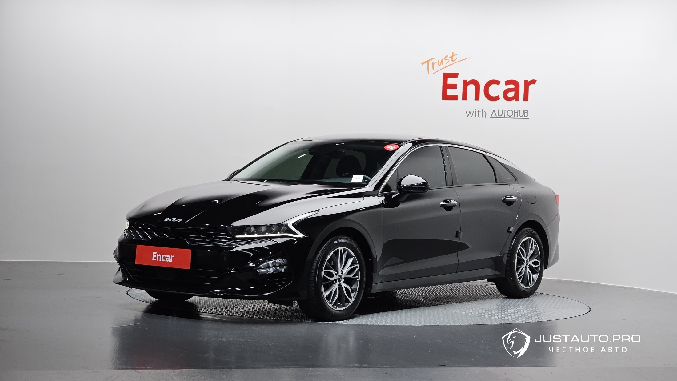Автомобиль Kia K5