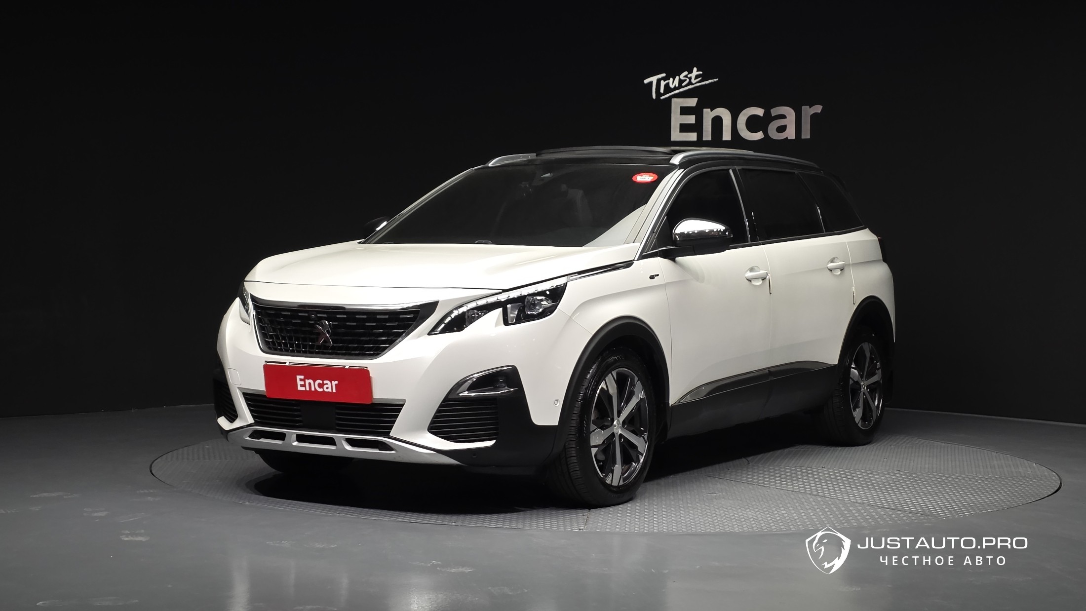Автомобиль Peugeot 5008