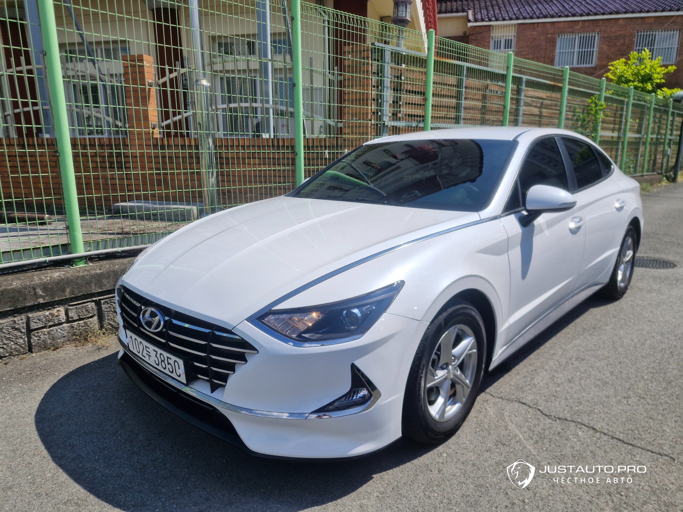 Автомобиль Hyundai Sonata