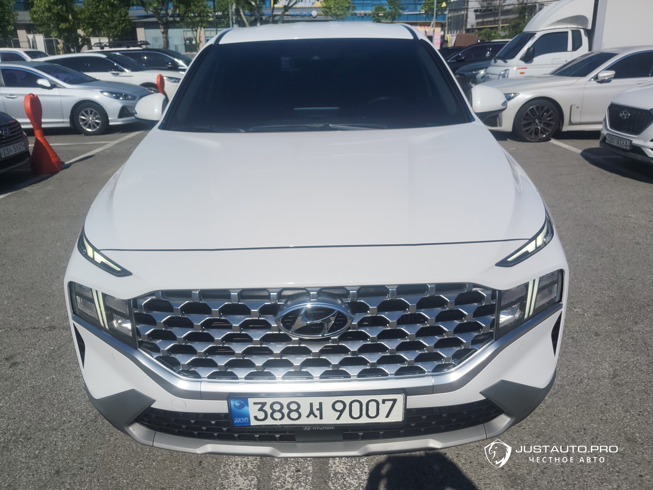 Автомобиль Hyundai Santafe