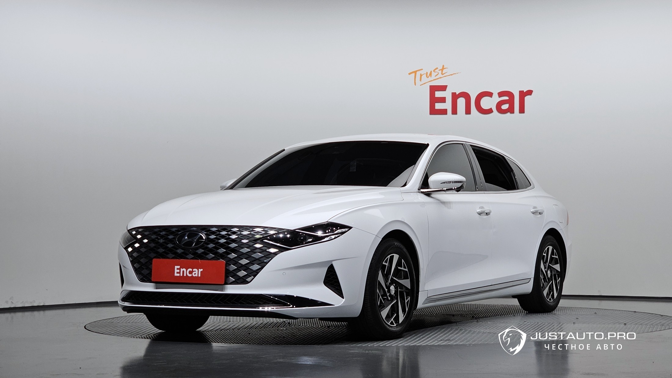 Автомобиль Hyundai Grandeur