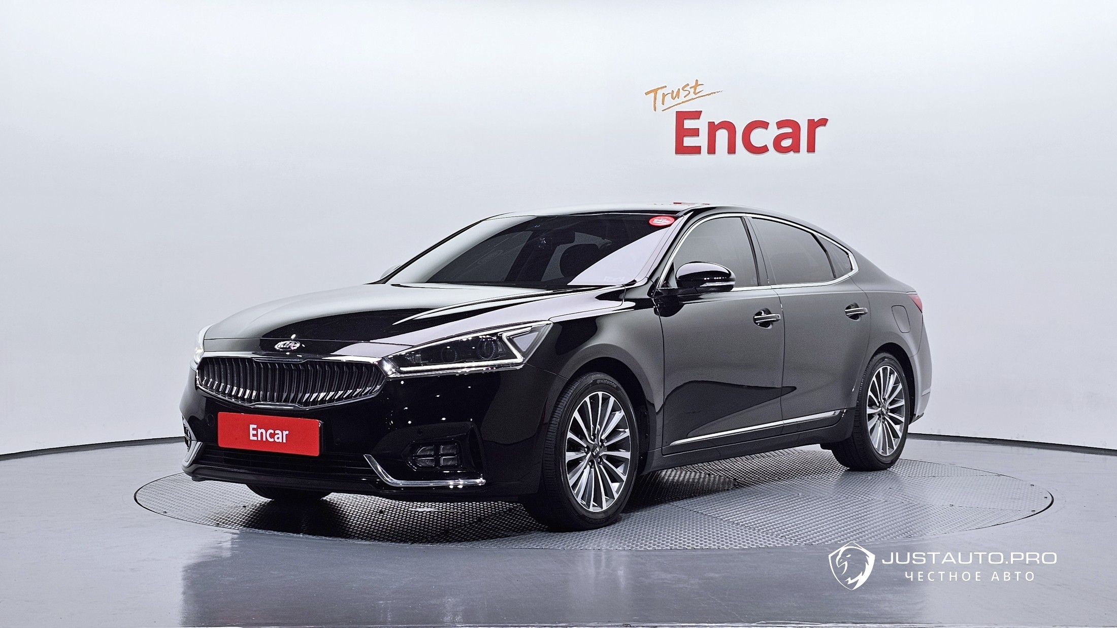 Автомобиль Kia K7