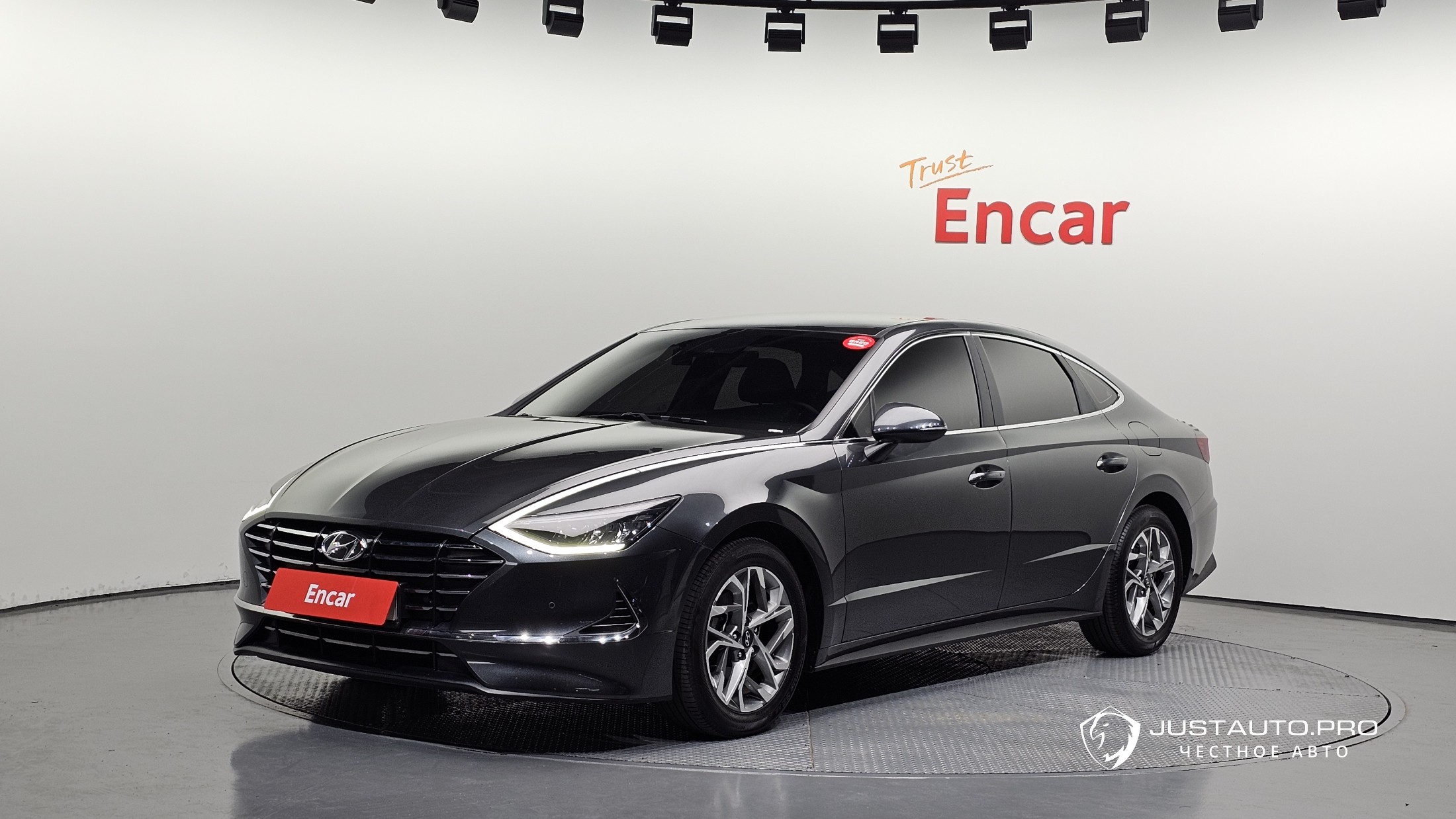 Автомобиль Hyundai Sonata