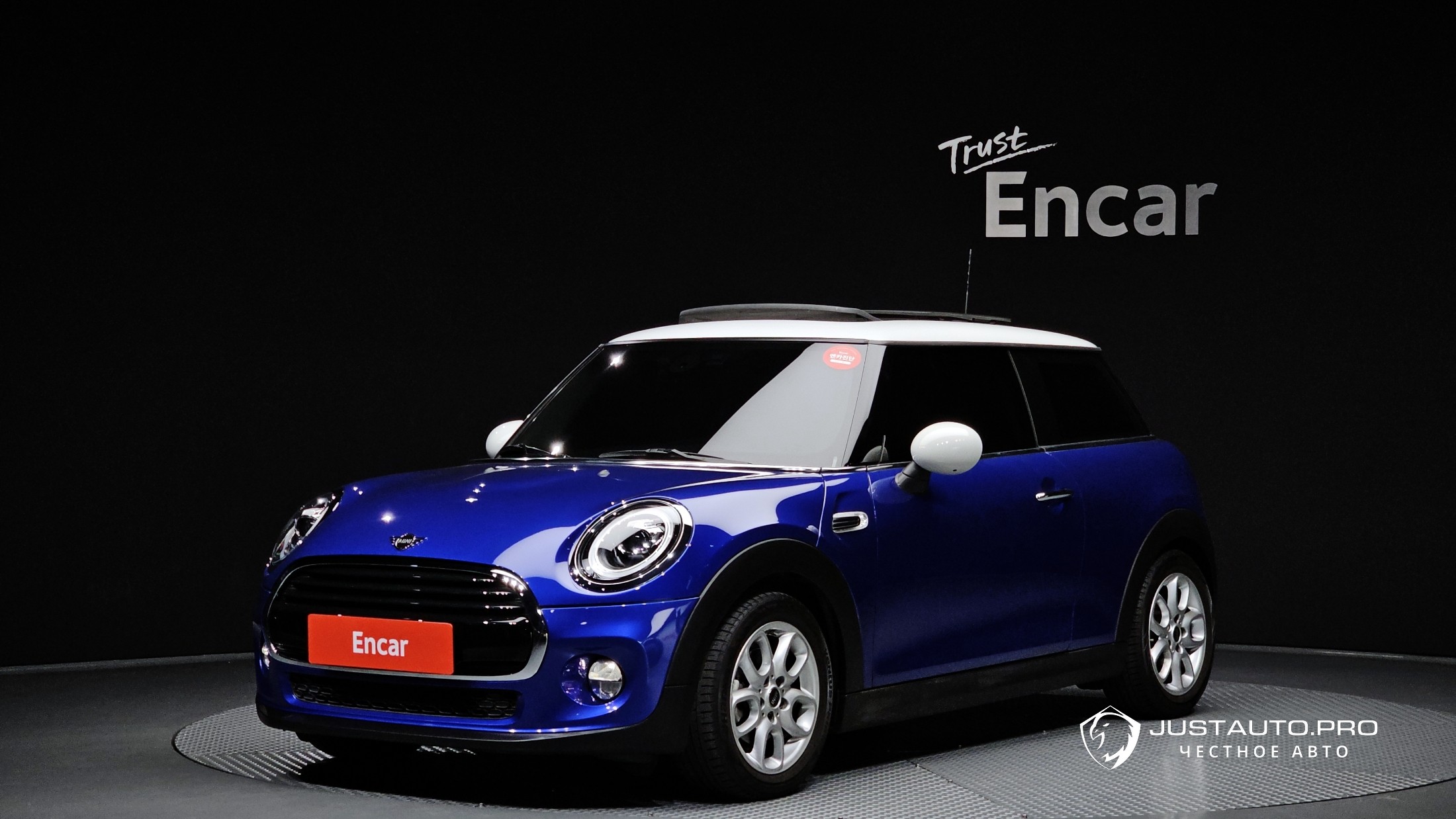 Автомобиль Mini Cooper