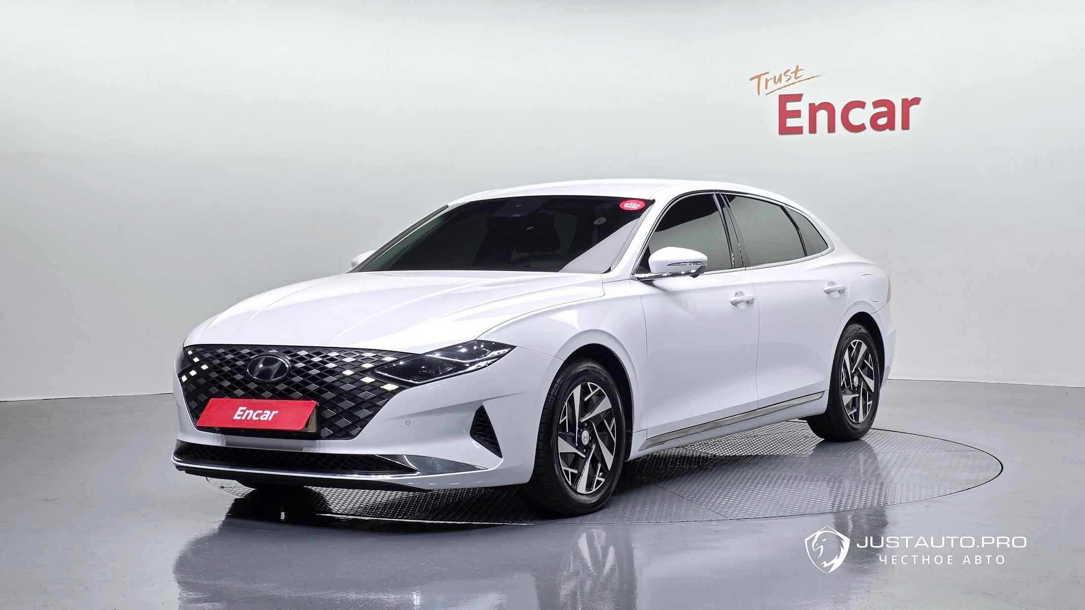 Автомобиль Hyundai Grandeur