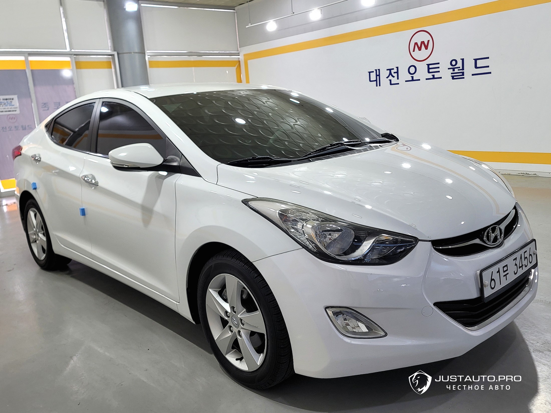 Автомобиль Hyundai AVANTE