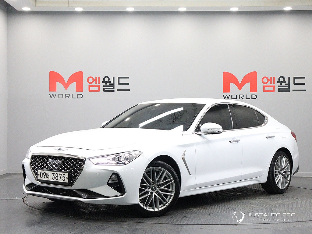 Автомобиль Genesis G70