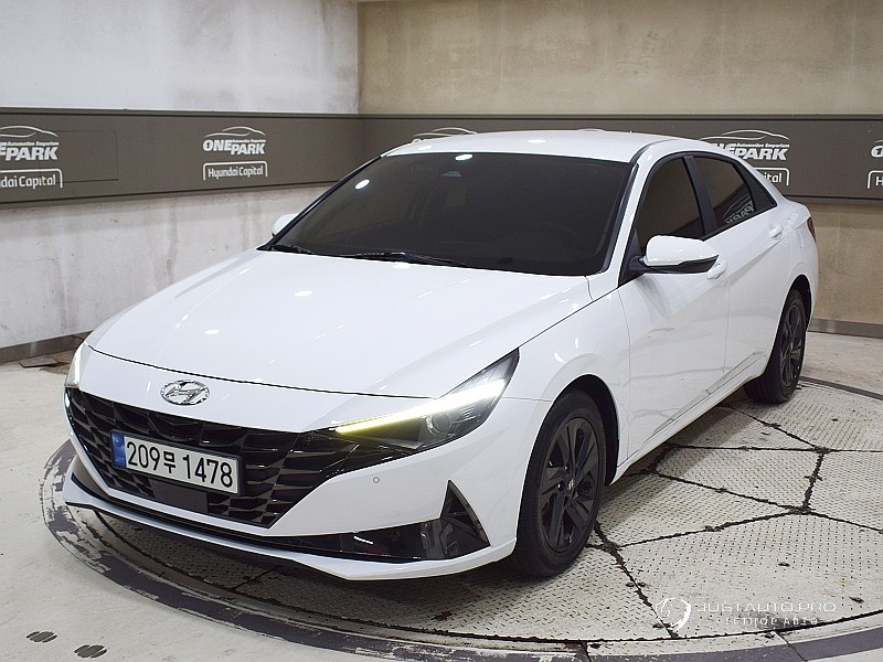 Автомобиль Hyundai AVANTE