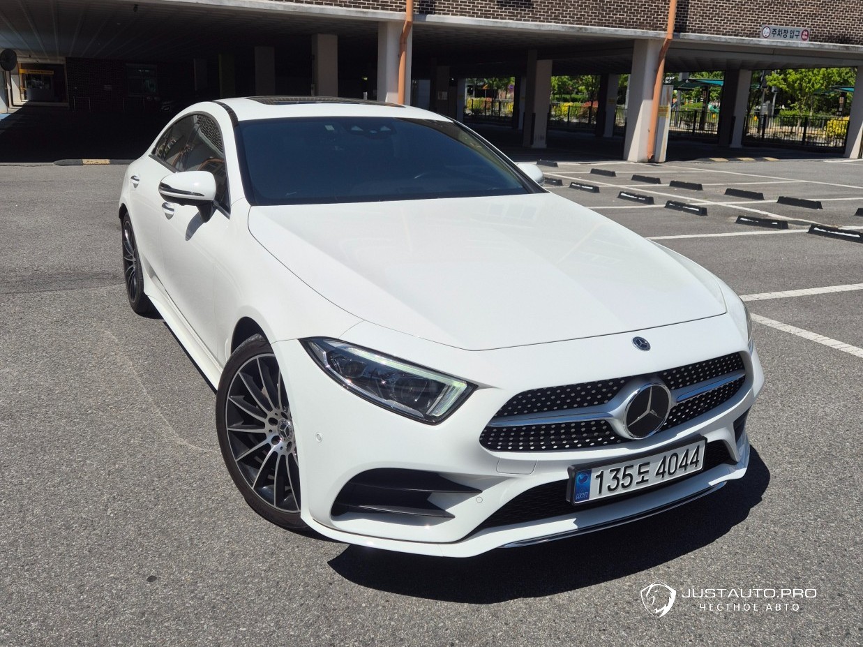 Автомобиль Mercedes-Benz CLS-Class