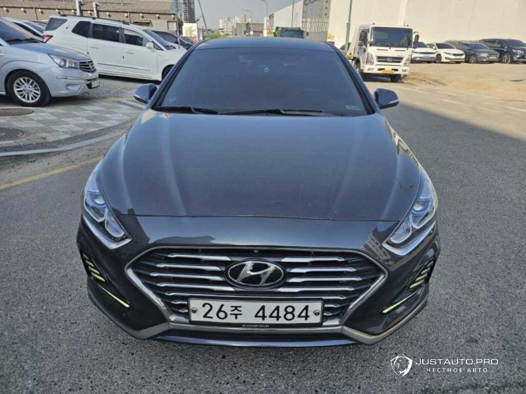 Автомобиль Hyundai Sonata