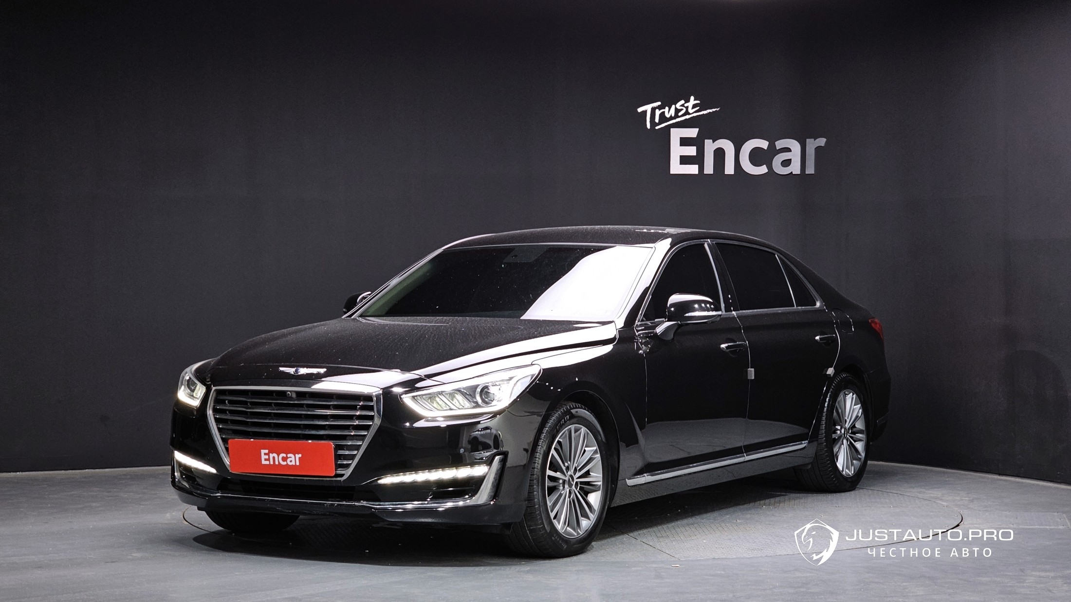 Автомобиль Genesis EQ900