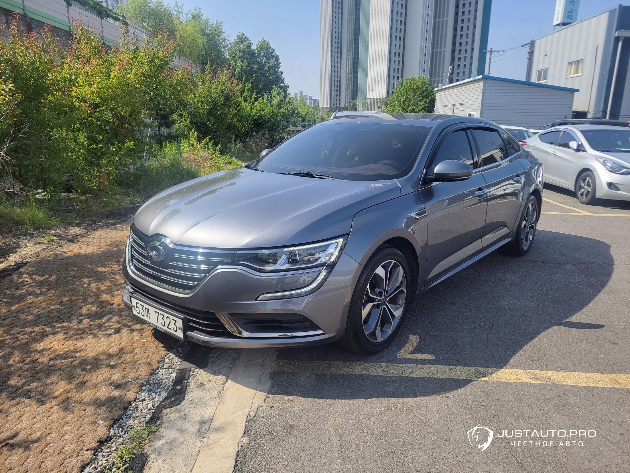 Автомобиль Renault-KoreaSamsung SM6