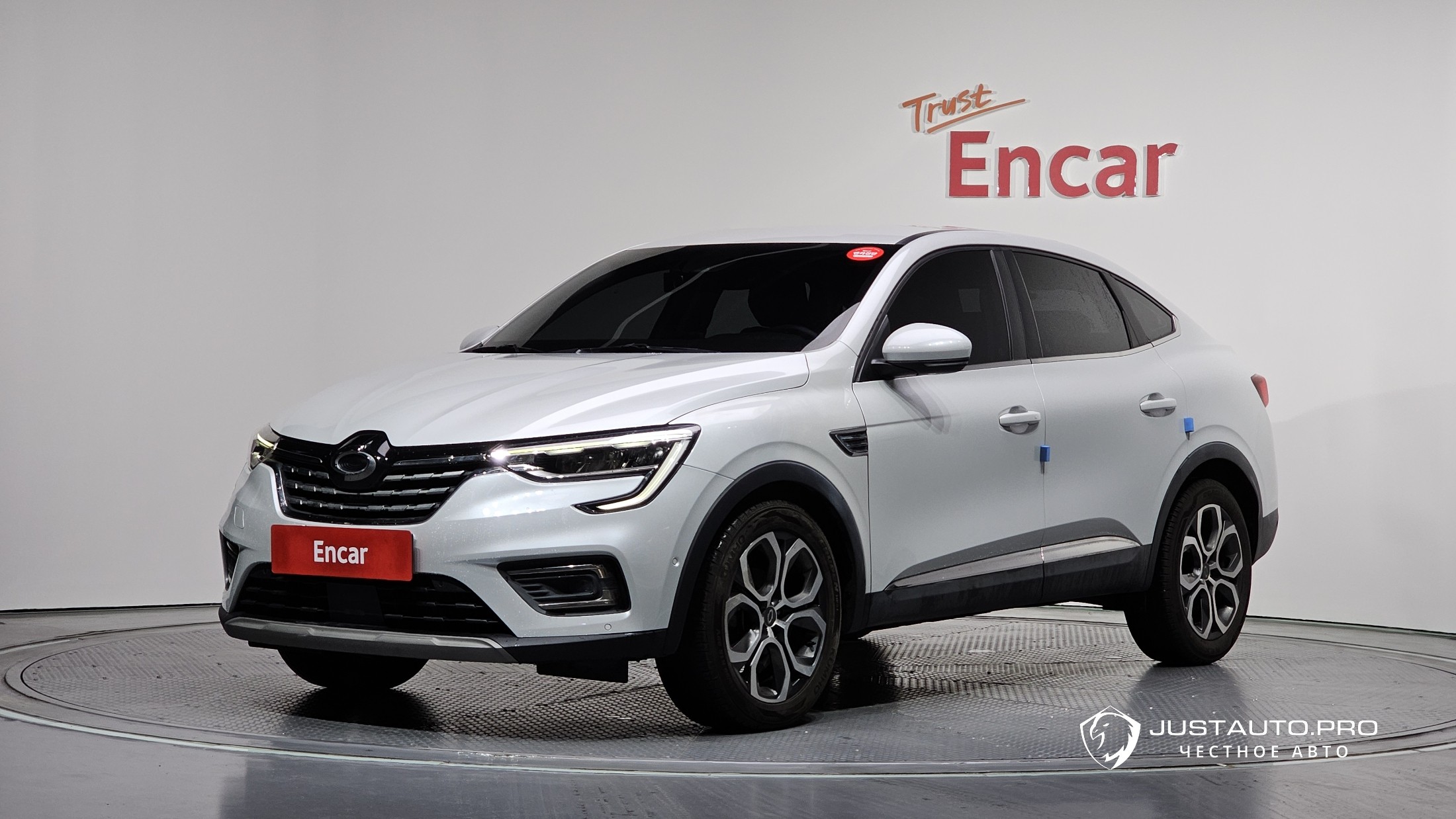 Автомобиль Renault-KoreaSamsung XM3